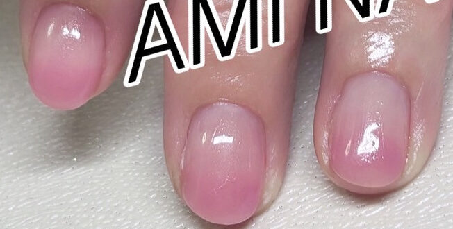 🌸 ピンクのグラデーションネイルで指先に優しい透明感を🌸